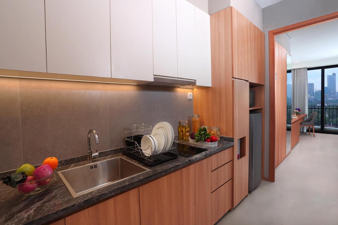 Citadines Gatot Subroto ジャカルタ エクステリア 写真