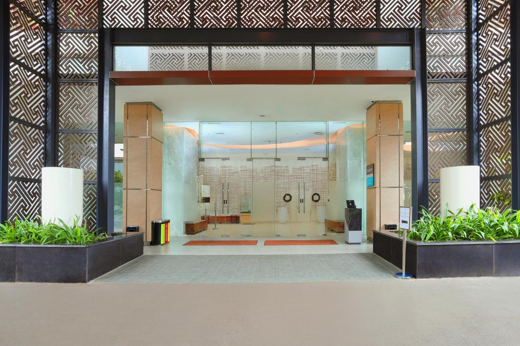 Citadines Gatot Subroto ジャカルタ エクステリア 写真
